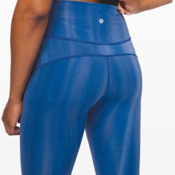LULULEMON In Movement Tight 25” spray dye everlux size 4 - Picture 4 of 13